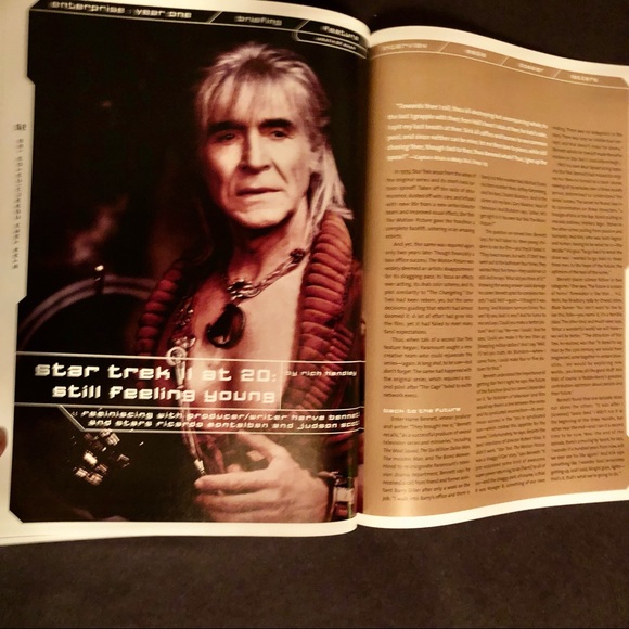 Star Trek Communicator Magazine - Picture 10 of 12